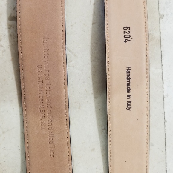 alligator Nexbelt and Italian leather 40" belt - Picture 5 of 8